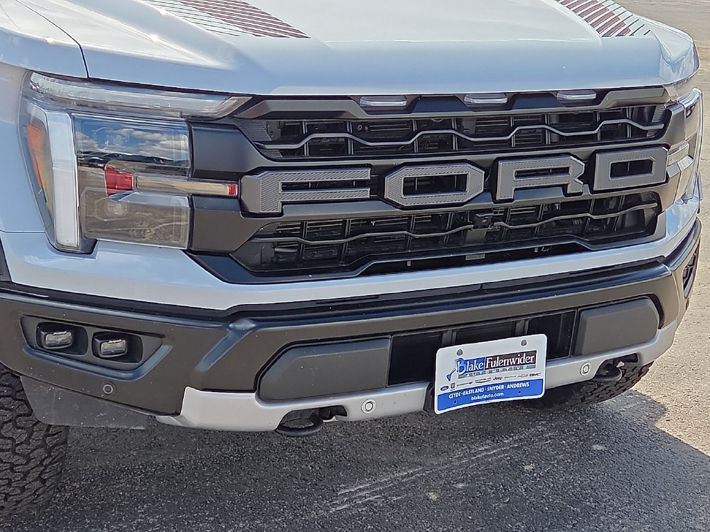 Used 2025 Ford F150 Raptor AWD/4WD image 9