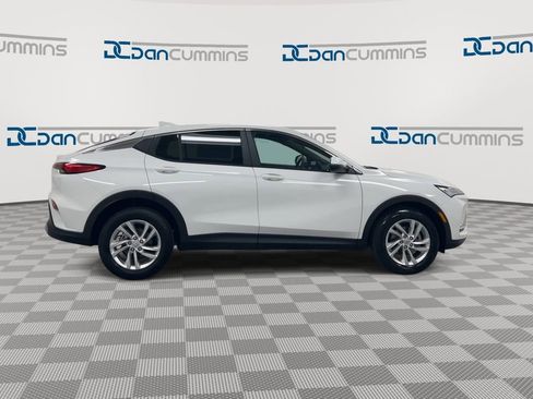 New 2026 Buick Envista Preferred image 9