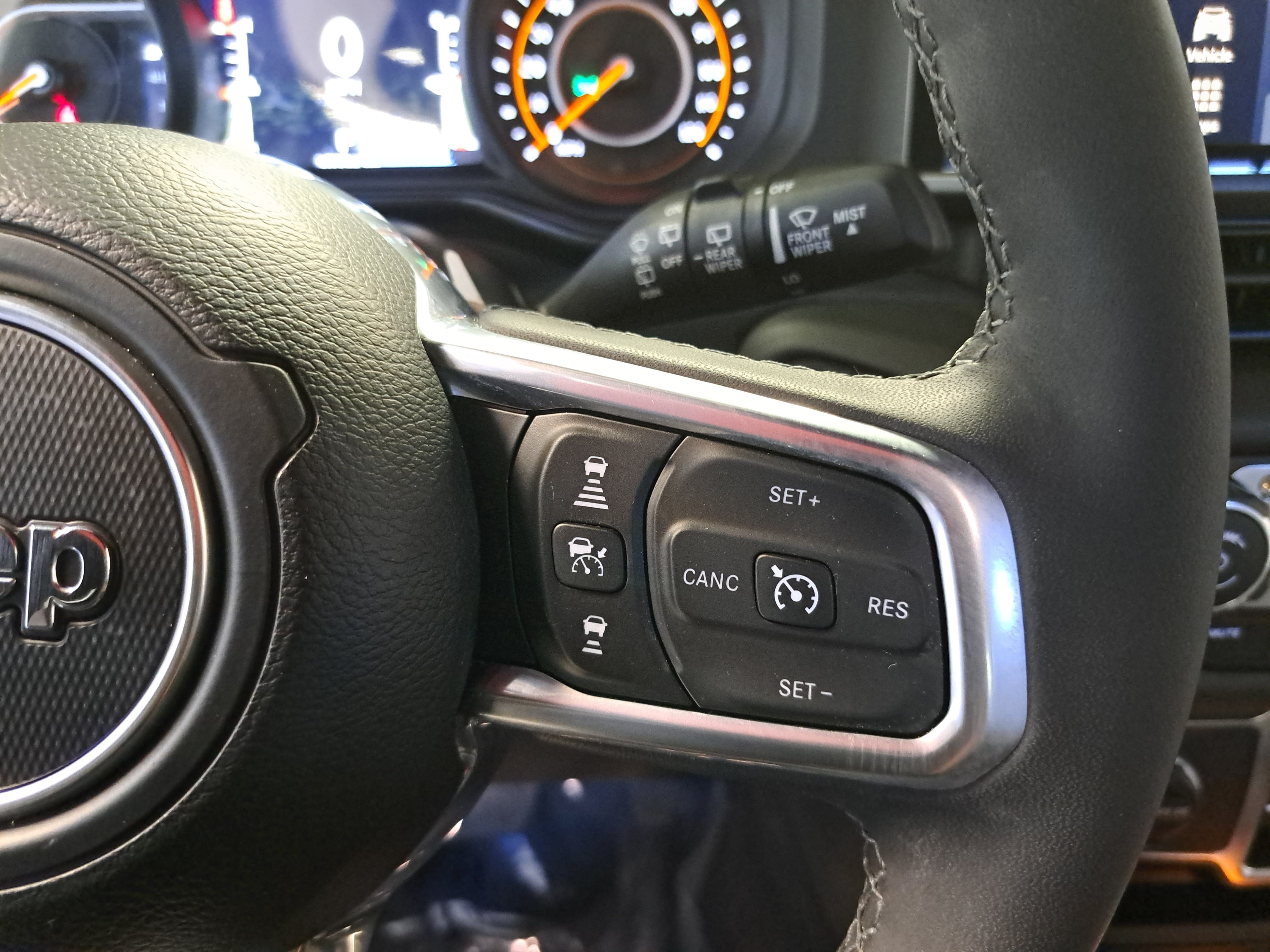Used 2026 Jeep Wrangler Unlimited Sahara AWD/4WD image 17