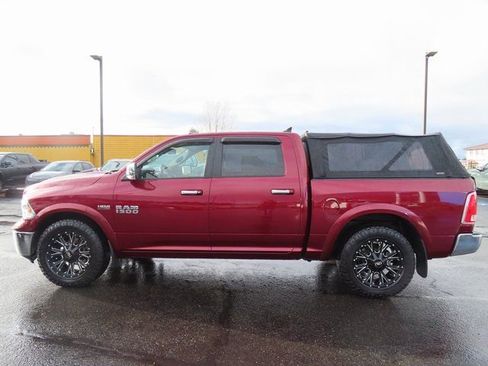 Used 2017 RAM 1500 Laramie image 4