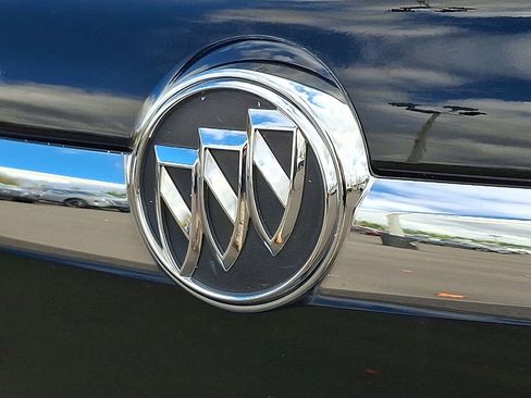 Used 2016 Buick Regal image 29