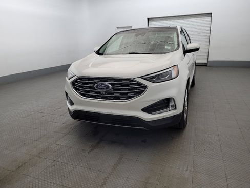 Used 2020 Ford Edge Titanium w/ Equipment Group 301A AWD/4WD image 15