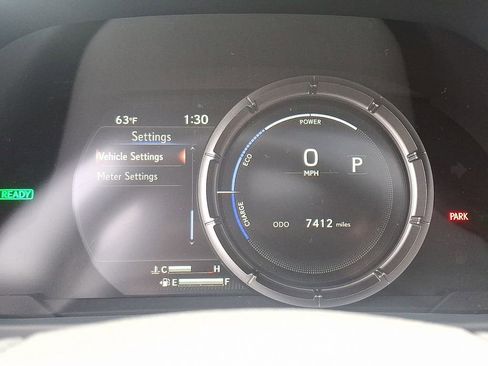 Used 2024 Lexus UX 250h F Sport image 21