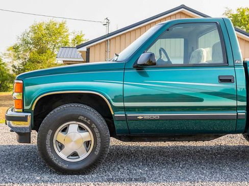 Used 1997 Chevrolet Silverado 1500 4x4 Regular Cab image 4