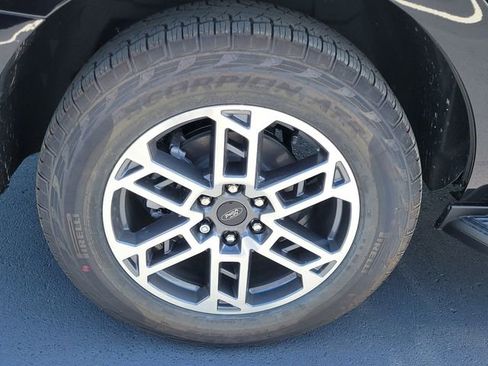 New 2025 Ford Expedition Active image 6