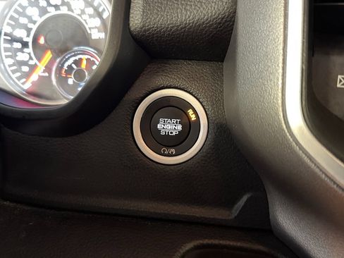 Used 2023 RAM 1500 Big Horn AWD/4WD image 29