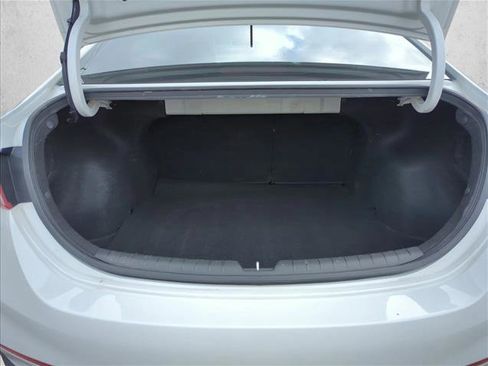 Used 2021 Hyundai Accent SE image 5