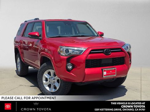 Certified 2022 Toyota 4Runner SR5 Premium w/ Moonroof Package AWD/4WD image 1