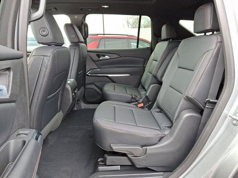 New 2026 Chevrolet Traverse Z71 w/ Driver Confidence Package image 5