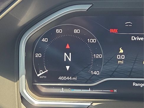 Certified 2023 GMC Sierra 1500 AT4X w/ AT4X AEV Edition AWD/4WD image 5