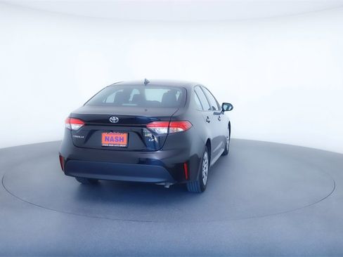Used 2023 Toyota Corolla LE image 6