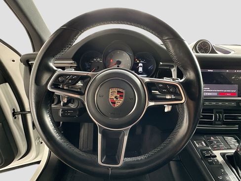 Used 2020 Porsche Macan S image 11