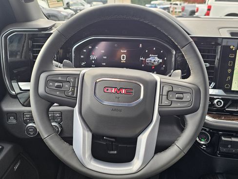 New 2026 GMC Sierra 1500 Elevation w/ Elevation Premium Package AWD/4WD image 18