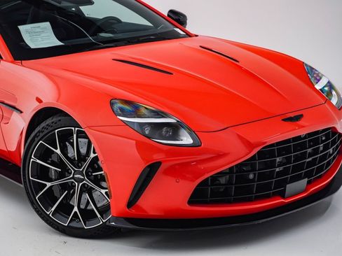Used 2026 Aston Martin V8 Vantage Coupe RWD image 4