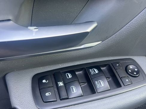 Used 2019 RAM 1500 Big Horn image 14