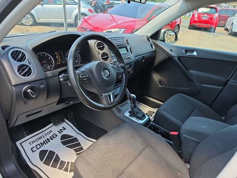 Used 2013 Volkswagen Tiguan S AWD/4WD image 9