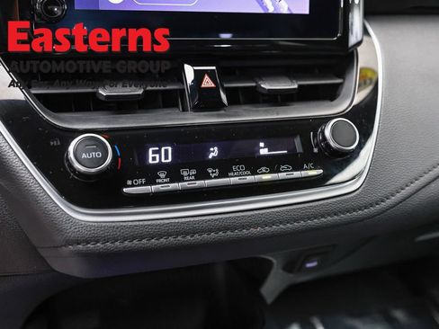Used 2024 Toyota Corolla SE FWD image 19