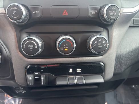 Used 2024 RAM 2500 Big Horn w/ Bed Utility Group image 22