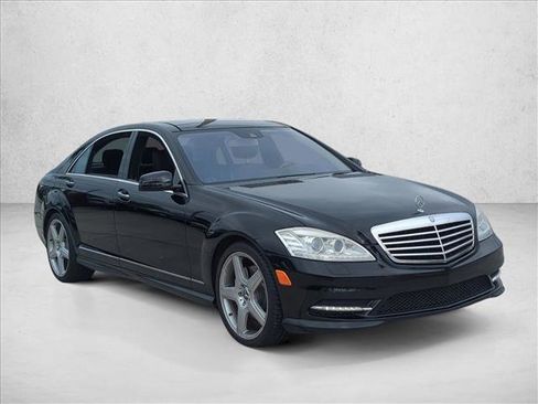 Used 2013 Mercedes-Benz S 550 image 3