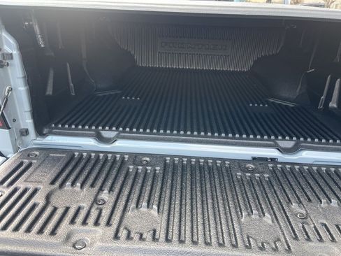 New 2026 Nissan Frontier SV w/ All-Weather Content Package AWD/4WD image 24