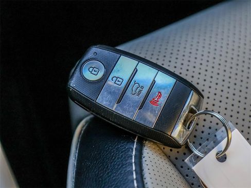 Used 2020 Kia Sportage SX image 33