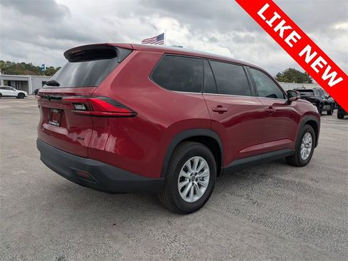 Used 2024 Toyota Grand Highlander XLE image 7