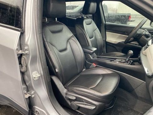 Used 2024 Jeep Compass Limited image 9