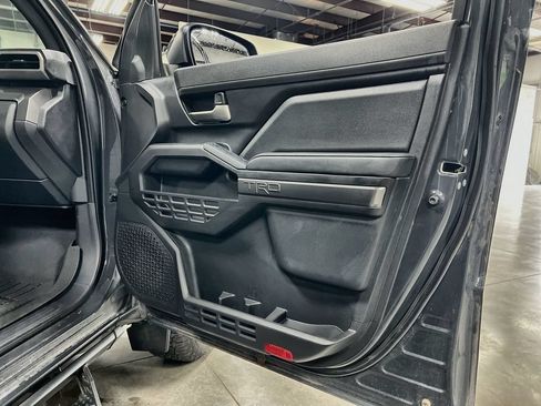 Used 2024 Toyota Tacoma TRD Off-Road AWD/4WD image 27