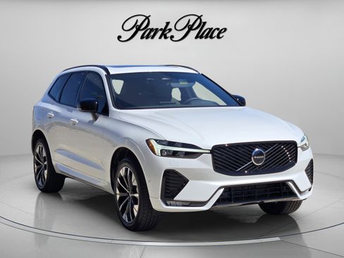 Used 2026 Volvo XC60 B5 Plus w/ Protection Package Premier AWD/4WD image 8