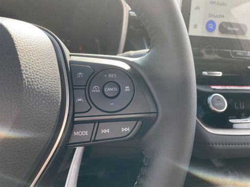 Used 2025 Toyota Corolla XSE image 23