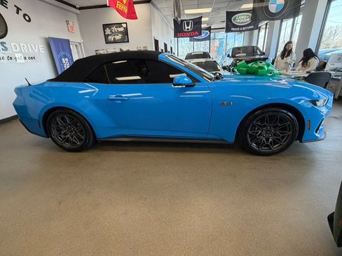 Used 2024 Ford Mustang GT Premium w/ GT Performance Package RWD image 34