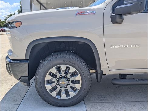 New 2026 Chevrolet Silverado 2500 Custom w/ Custom Value Package AWD/4WD image 10