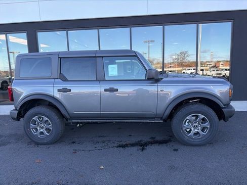 New 2025 Ford Bronco Big Bend image 2