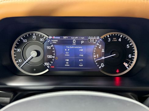 Used 2023 Land Rover Defender 110 S image 28