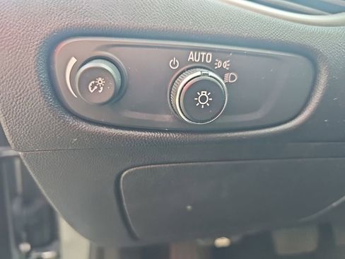 Used 2024 Chevrolet Malibu LT FWD image 17