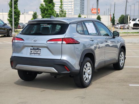 Used 2022 Toyota Corolla Cross L FWD image 7