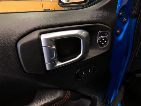 Used 2022 Jeep Wrangler Rubicon w/ Steel Bumper Group image 12