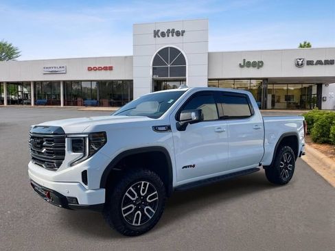 Used 2025 GMC Sierra 1500 AT4 w/ AT4 Premium Package AWD/4WD image 1