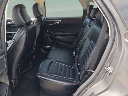 Used 2024 Ford Edge SEL AWD/4WD image 11