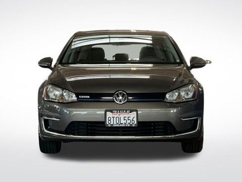 Used 2016 Volkswagen e-Golf SE image 10