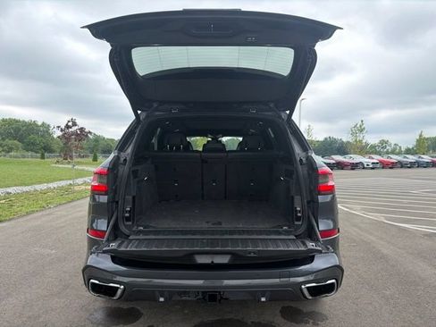 Used 2019 BMW X5 xDrive50i w/ M Sport Package AWD/4WD image 15