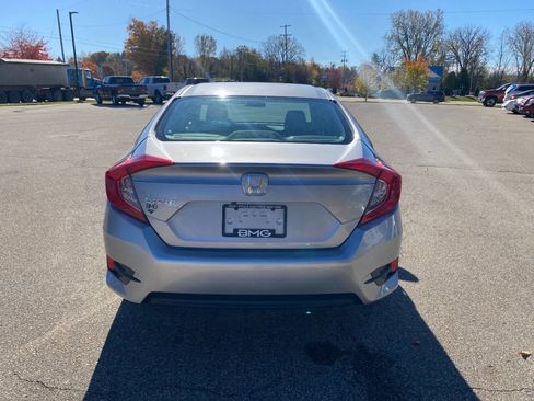Used 2018 Honda Civic LX image 4