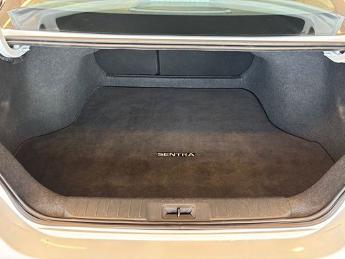 Certified 2023 Nissan Sentra SV image 31