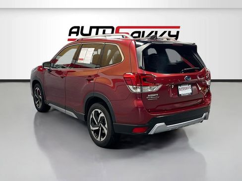 Used 2024 Subaru Forester Touring AWD/4WD image 5