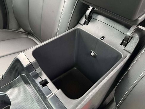 New 2025 Jeep Grand Cherokee Limited image 36