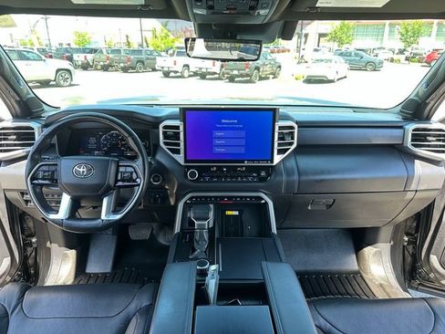 Certified 2022 Toyota Tundra Platinum w/ Advanced Package AWD/4WD image 12