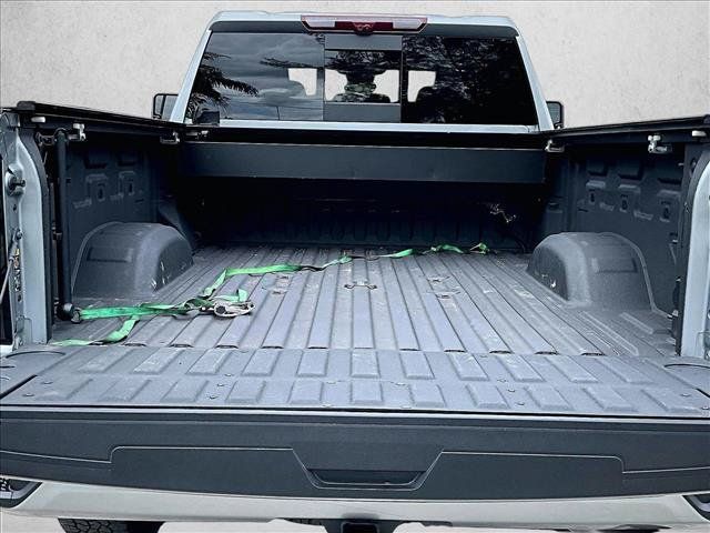 Used 2025 GMC Sierra 2500 AT4 w/ AT4 Premium Plus Package AWD/4WD image 30