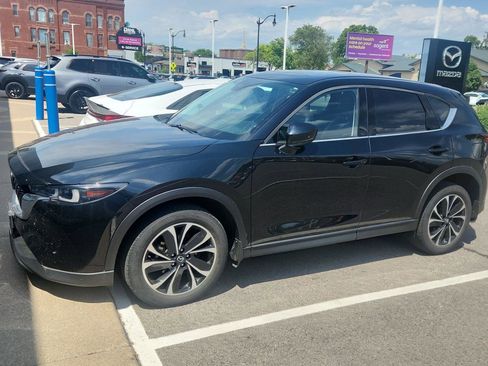 Used 2023 MAZDA CX-5 AWD 2.5 S w/ Premium Plus Pkg image 7