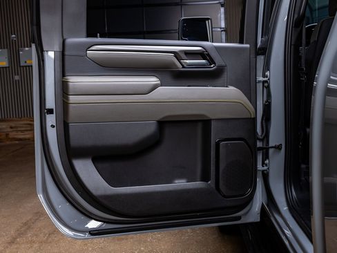 Used 2024 Chevrolet Silverado 2500 ZR2 w/ ZR2 Bison Edition image 37