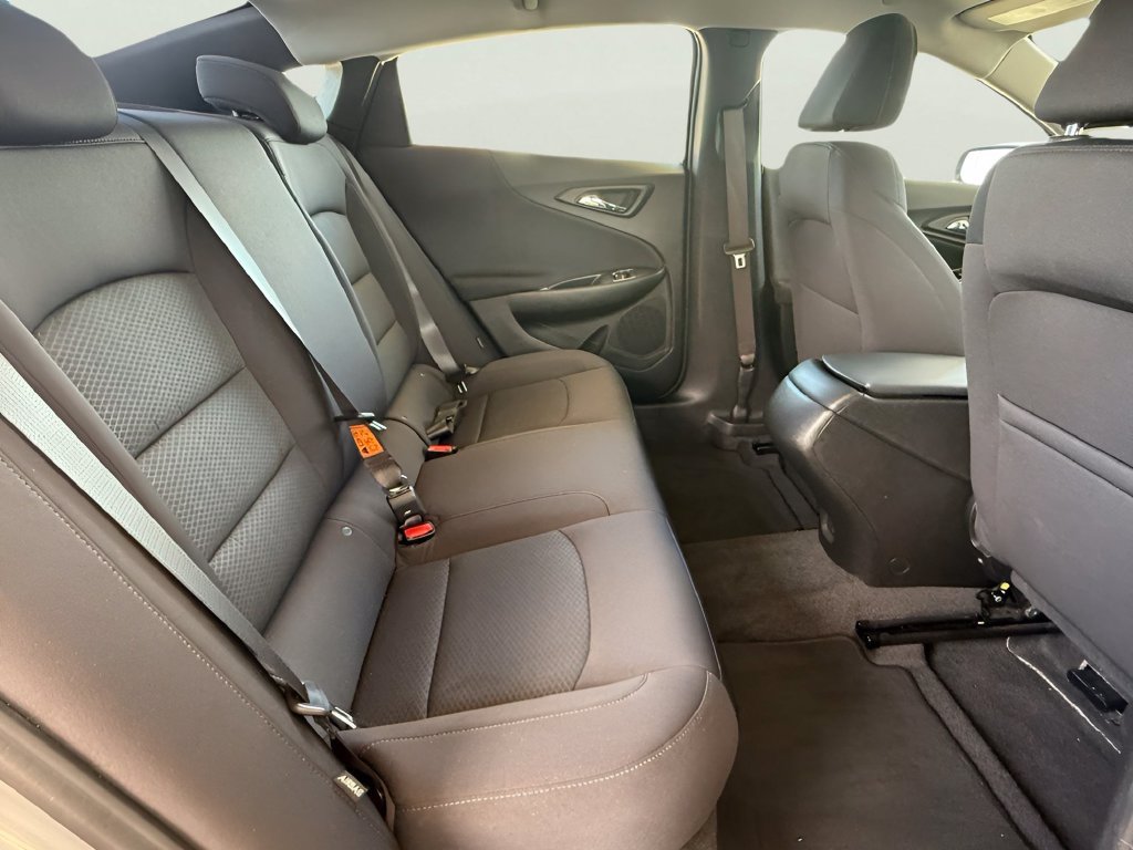 Used 2023 Chevrolet Malibu LS FWD image 11